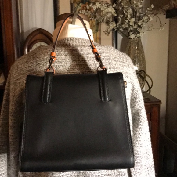 NEW 100% Authentic Valentino Leather Cabana Bag - Picture 2 of 8